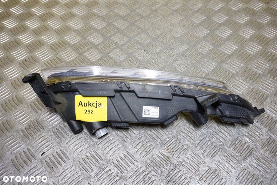 HYUNDAI SONATA 2016 - LAMPA LED DRL HALOGEN PRZÓD PRAWA USA - 5