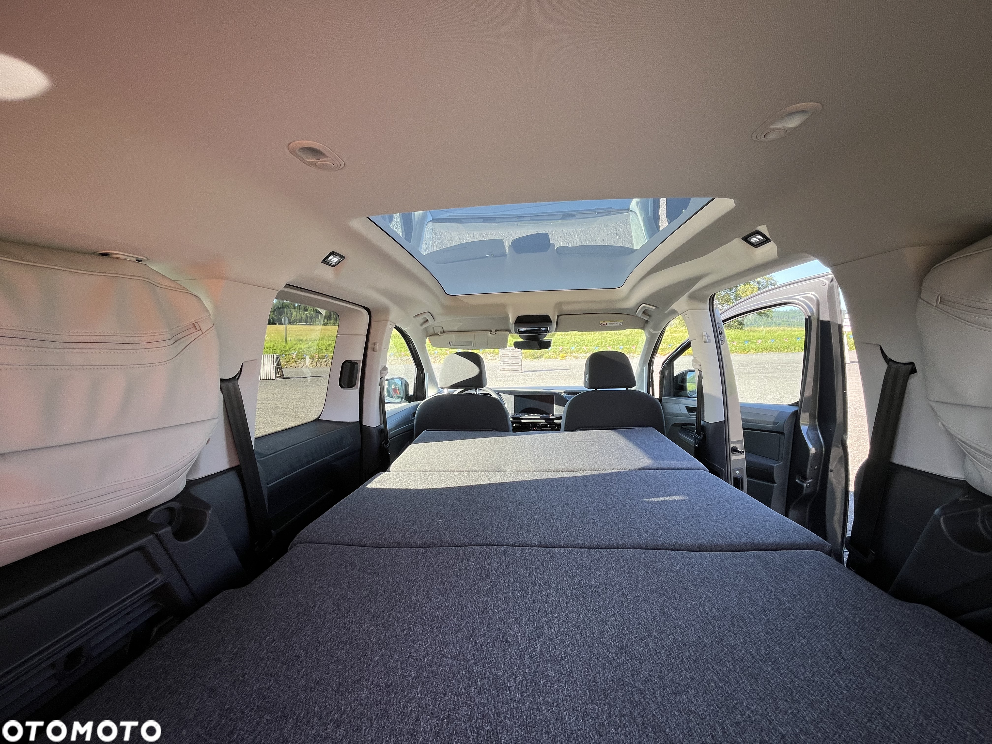 Volkswagen Caddy 2.0 TDI 4Motion - 12