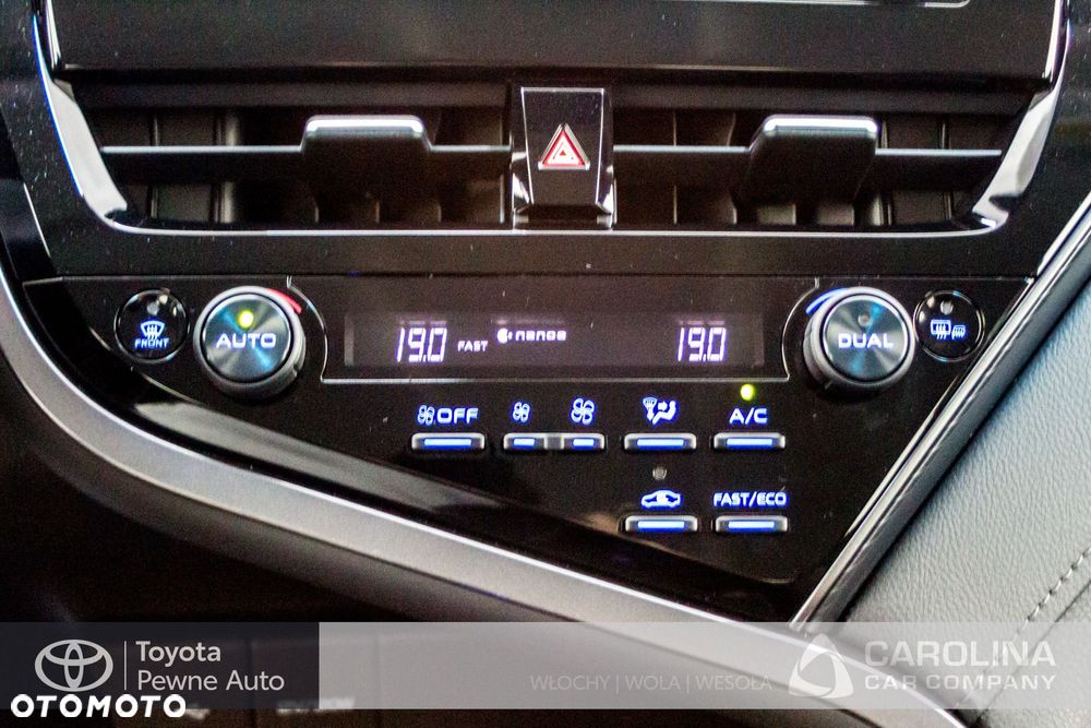 Toyota Camry 2.5 Hybrid Comfort CVT - 15