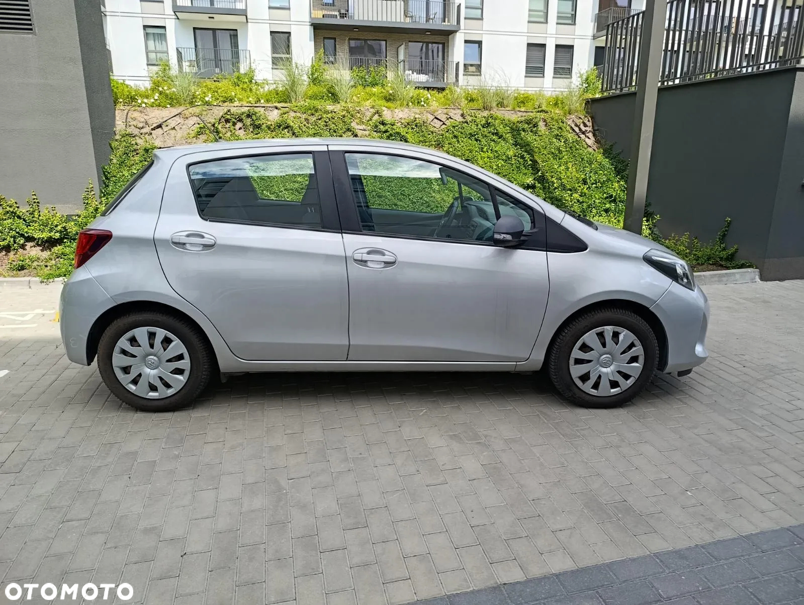 Toyota Yaris - 4