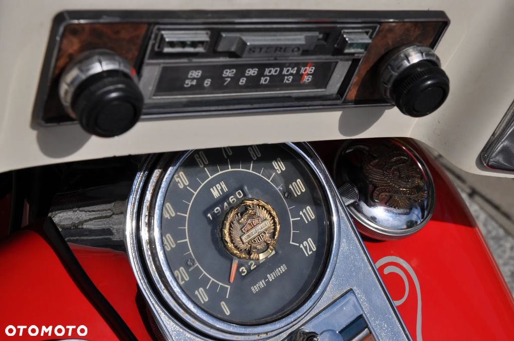 Harley-Davidson FLH Electra Glide - 4