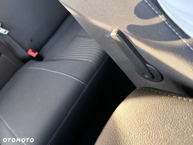 Ford Focus 1.0 EcoBoost Trend - 28