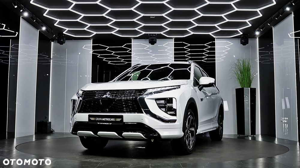 Mitsubishi Eclipse Cross 2.4 PHEV Instyle Plus - 2