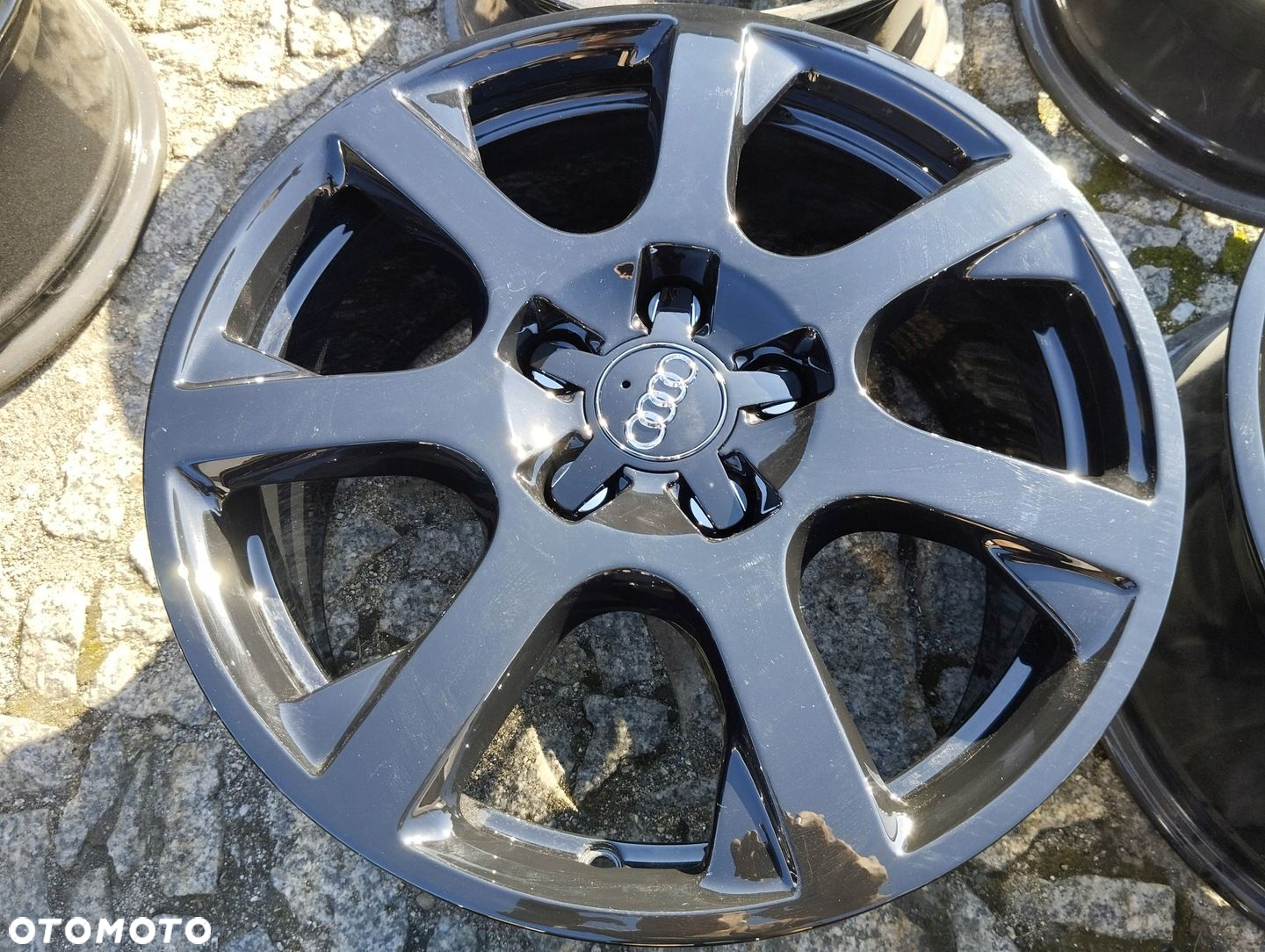 Felgi Alu Audi Q5 8R a6 a4 5x112 17 Czarny połysk - 5