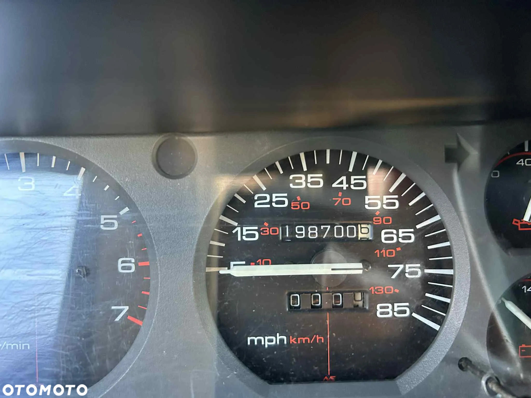 Jeep Cherokee 4.0 Sport - 6