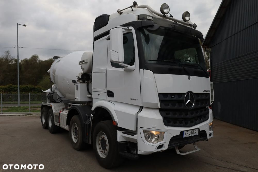 Mercedes-Benz Arocs 3251 - 13
