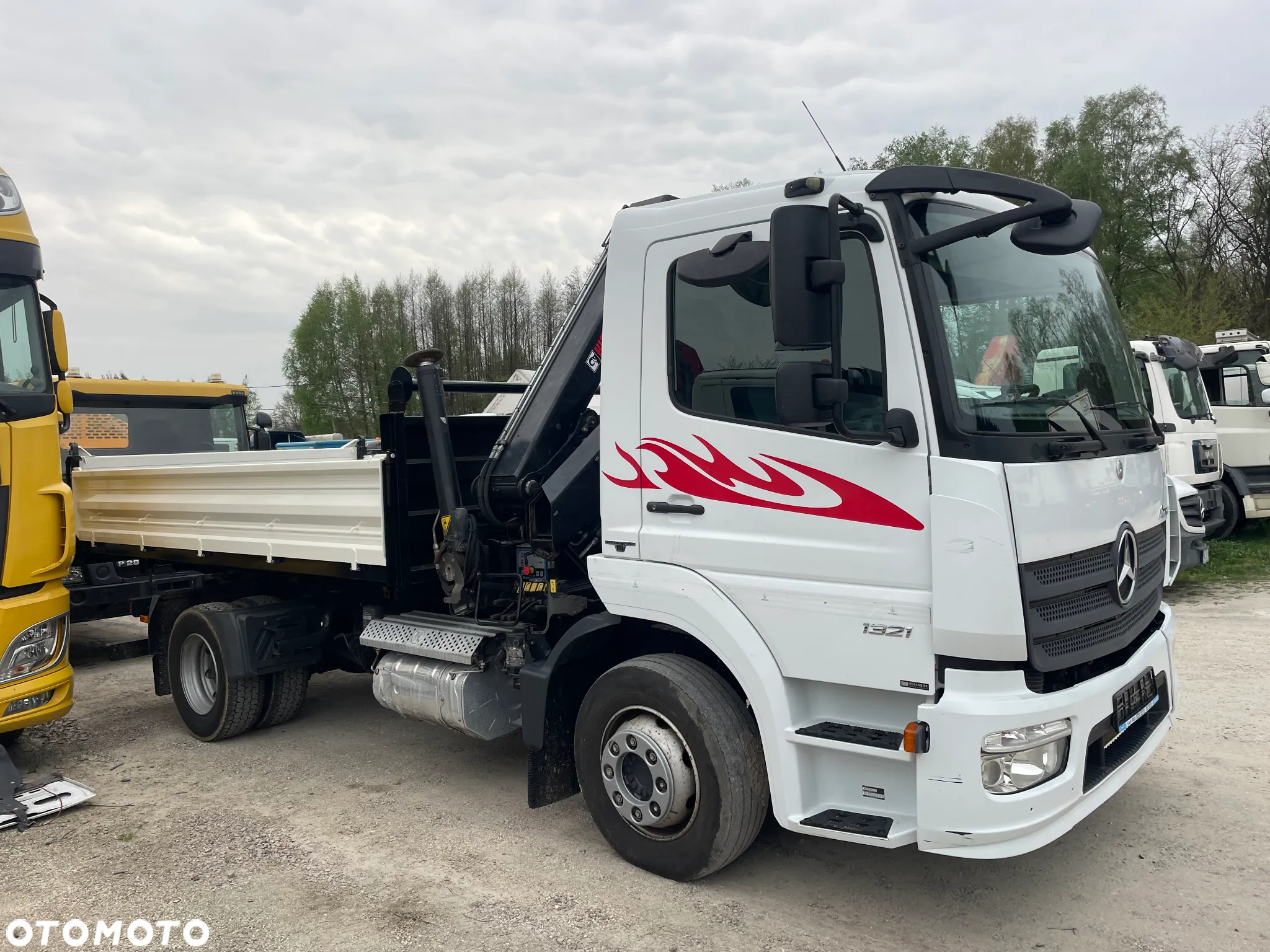 Mercedes-Benz Atego1327 - 6