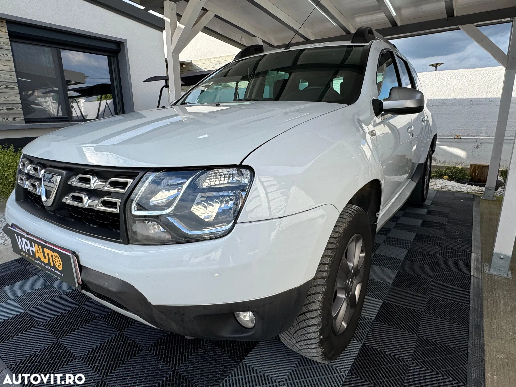 Dacia Duster 1.6 16V 4x2 Prestige - 3