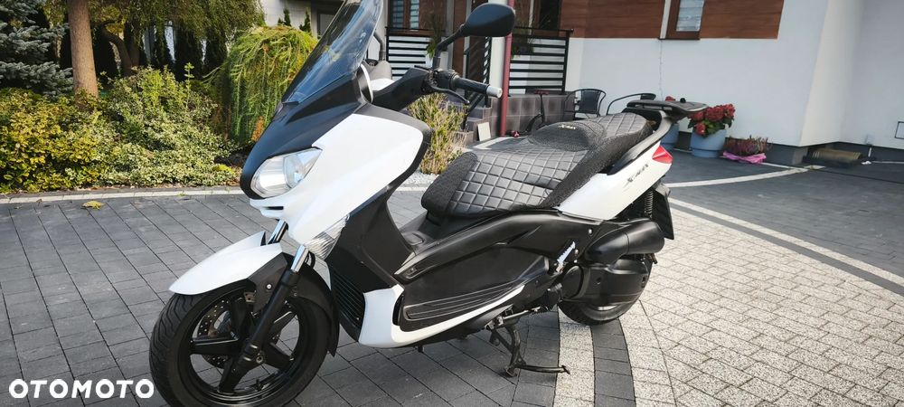 Yamaha X-max - 2