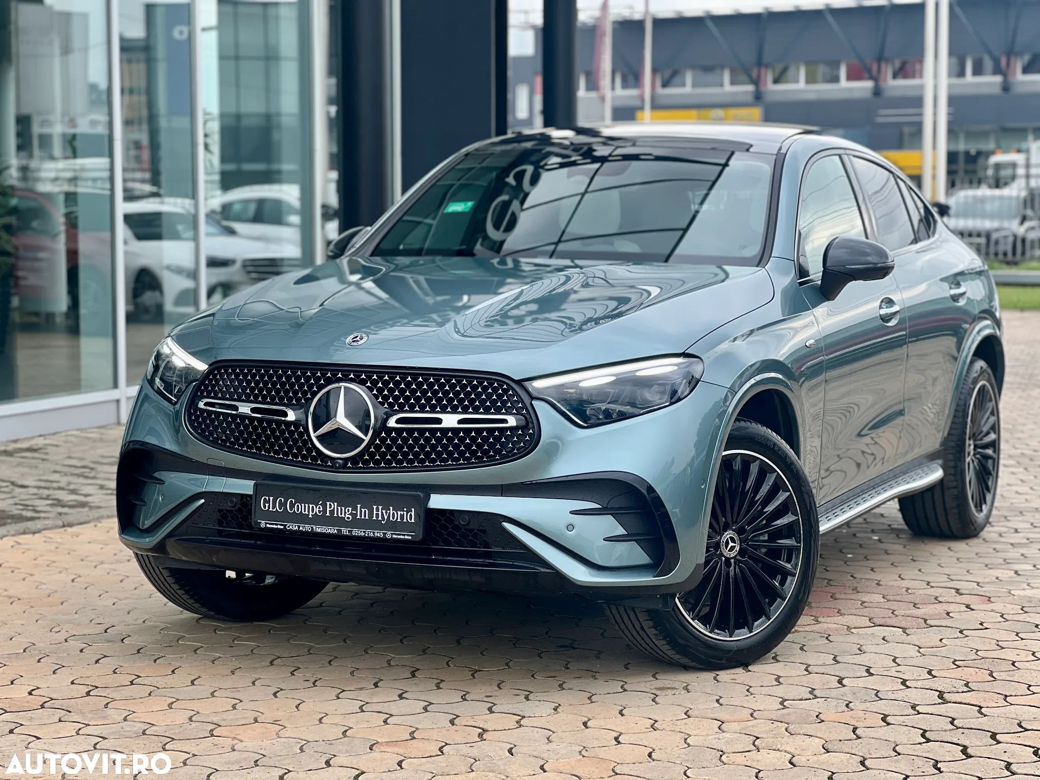 Mercedes-Benz GLC Coupe 300 e 4MATIC - 1