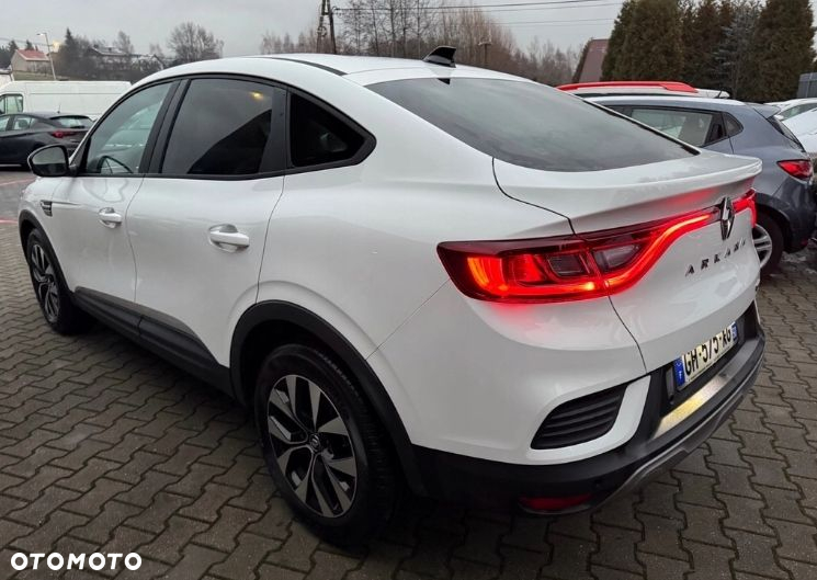 RENAULT ARKANA SILNIK H4M632 LDMU 1.6 E-TECH 145 13tys.km. - 9