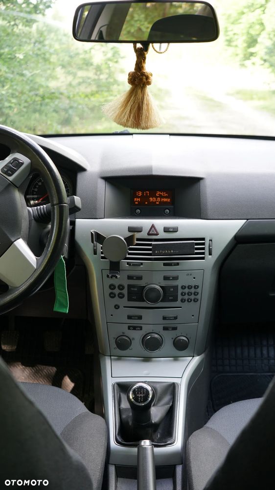 Opel Astra 1.4 - 7