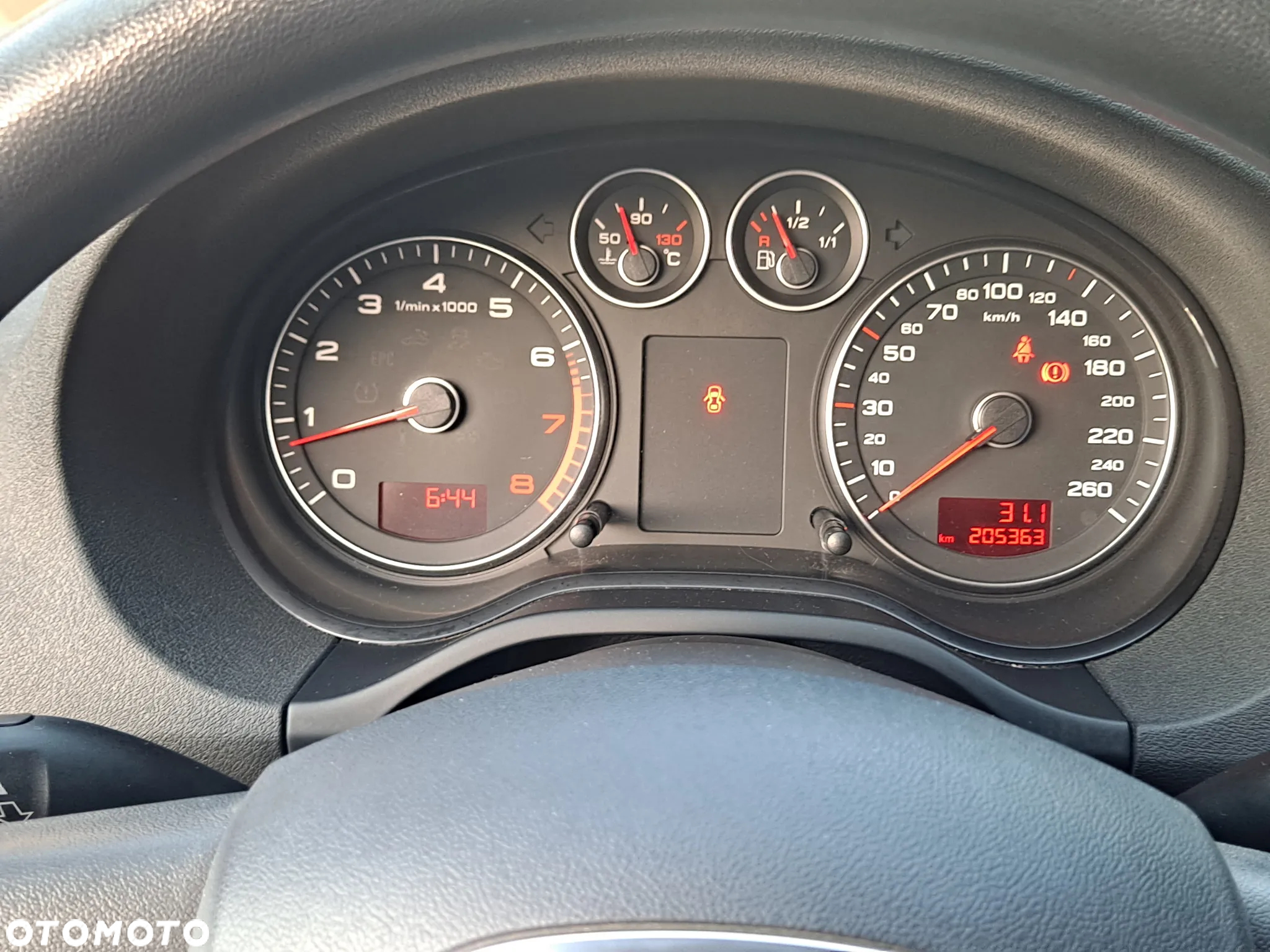 Audi A3 1.6 Attraction - 13