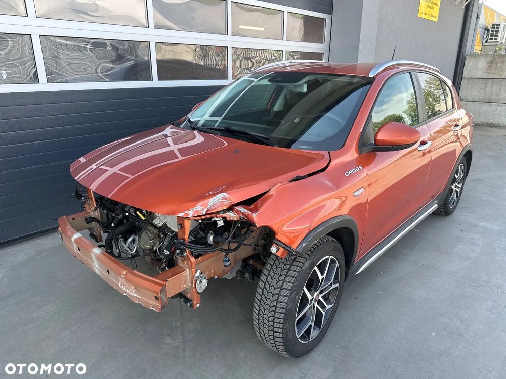 Fiat Tipo 1.0 T3 - 6