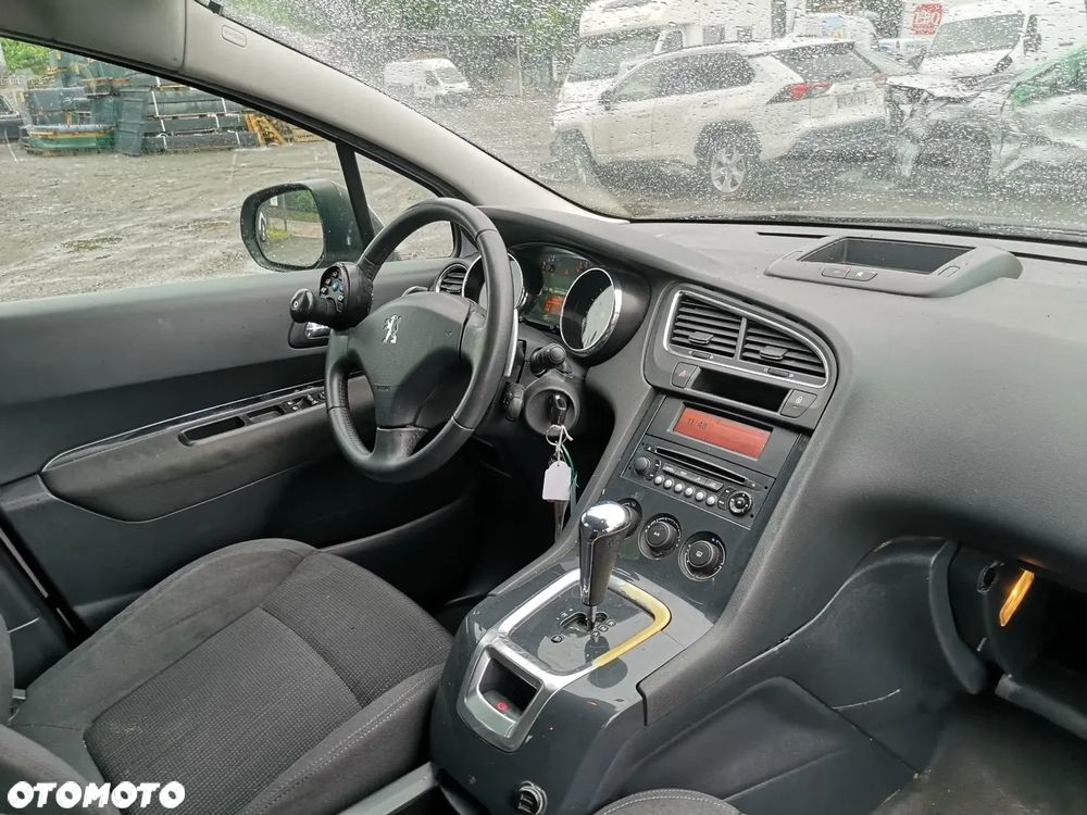 Peugeot 5008 1.6 HDi Premium - 27