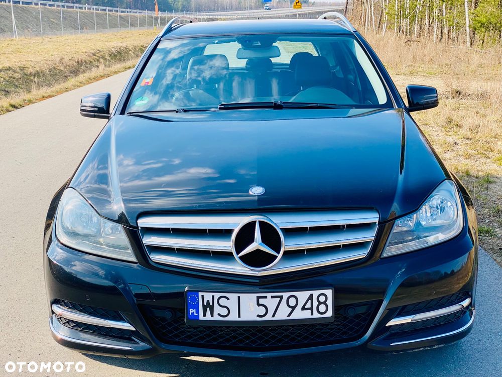 Mercedes-Benz Klasa C 180 CGI Automatik BlueEFFICIENCY Avantgarde - 9