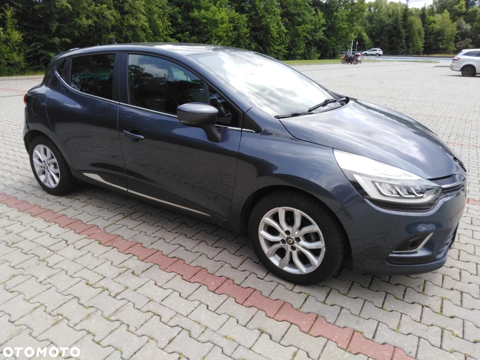 Renault Clio - 2
