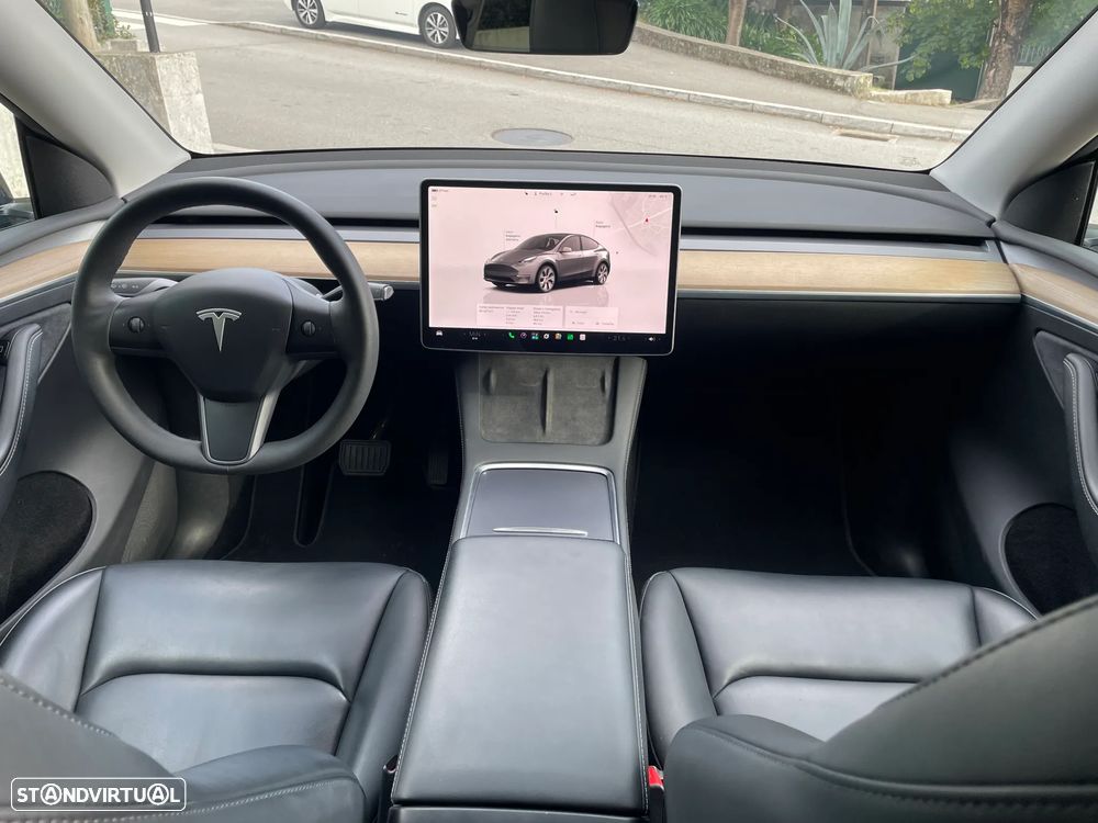 Tesla Model Y RWD - 16