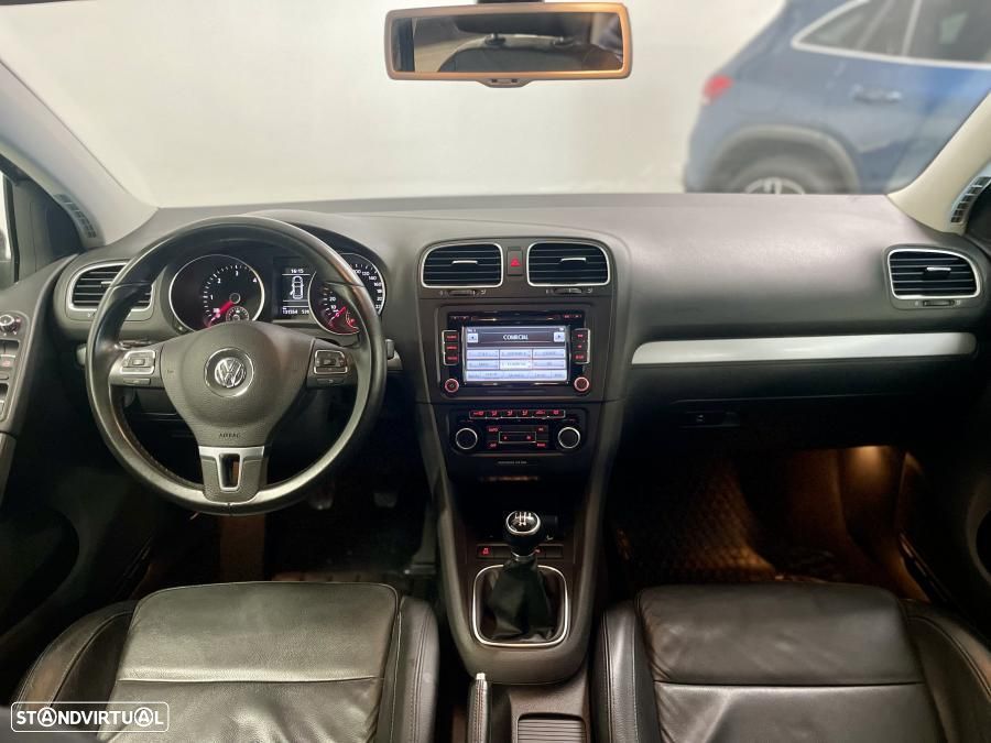 VW Golf 1.6 TDi Highline - 20