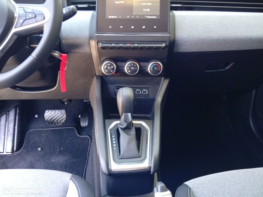 Renault Clio - 11