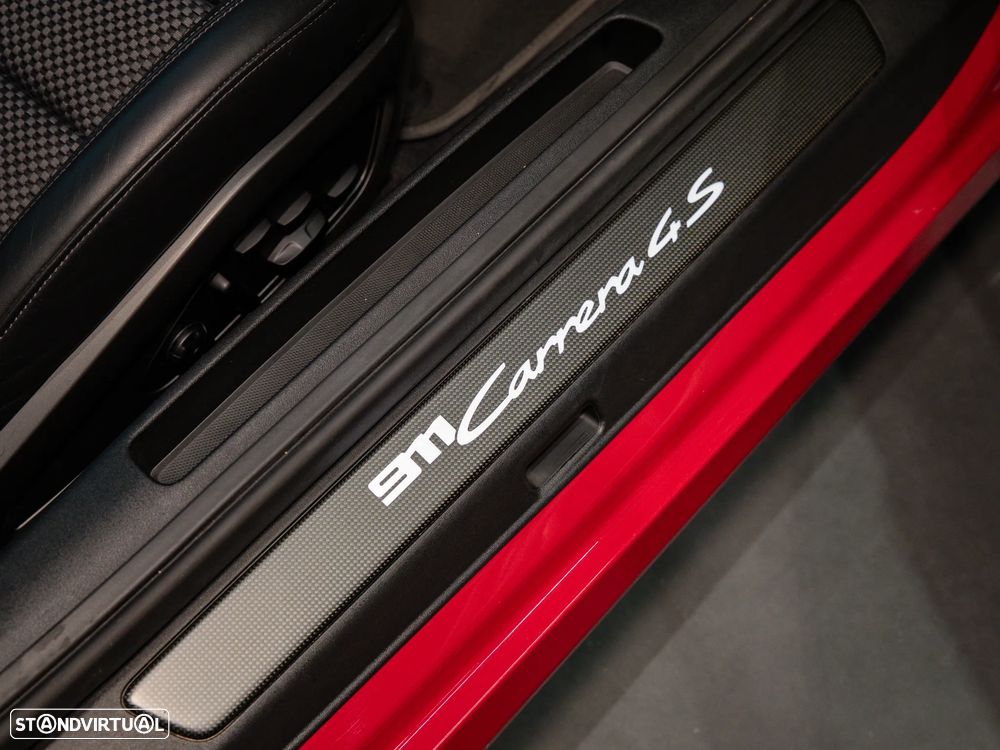 Porsche 911 (992) Carrera 4S PDK - 28