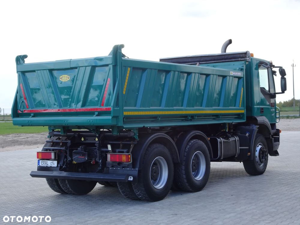 Iveco Iveco Trakker 6x4 Kipper Meiller Hydroburta stan idealny - 5