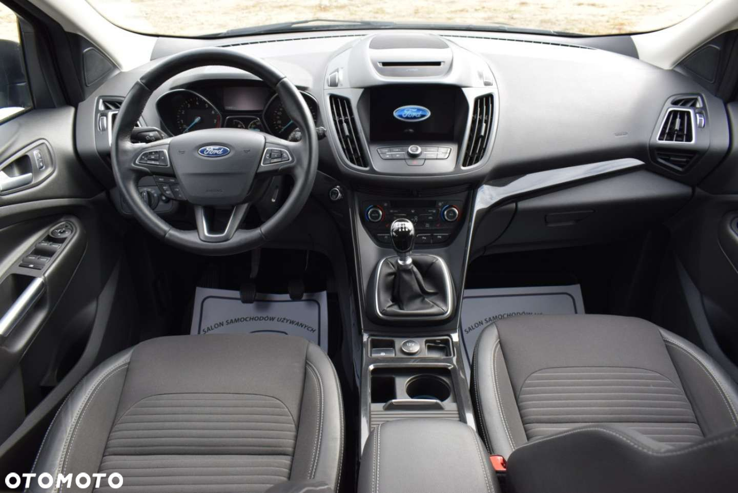 Ford Kuga - 28