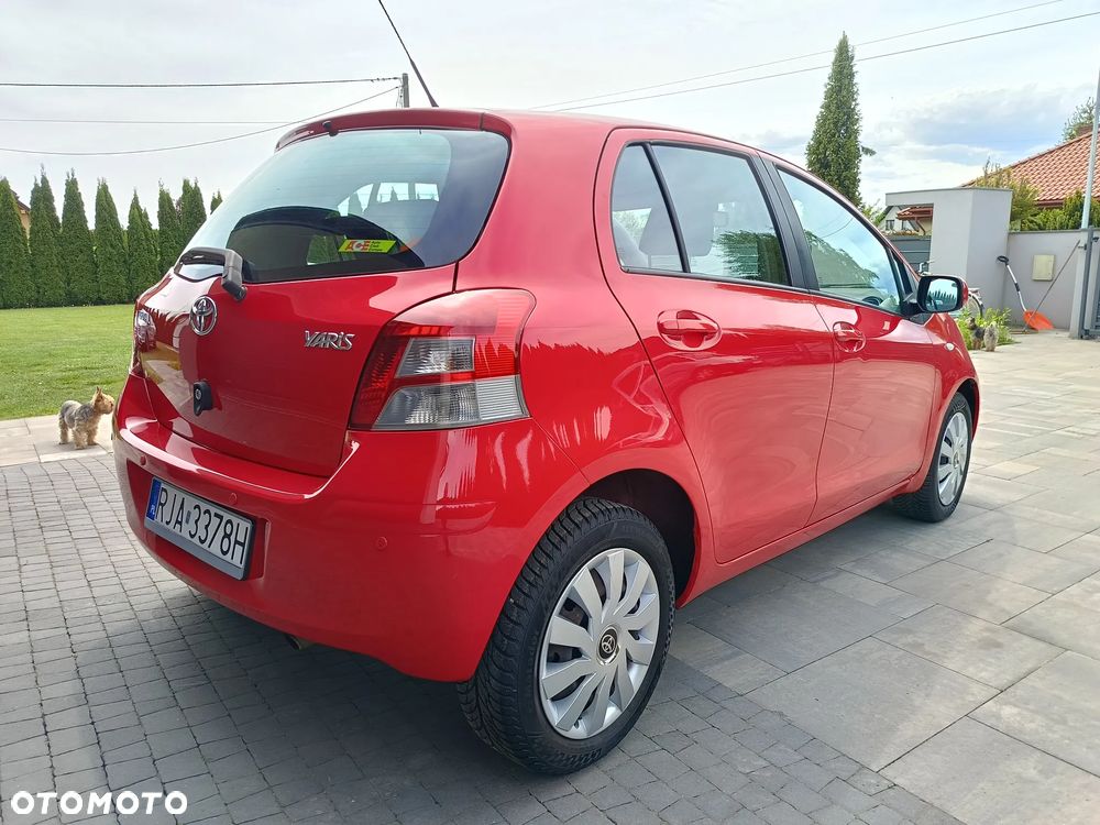 Toyota Yaris 1.33 VVT-i Comfort - 17