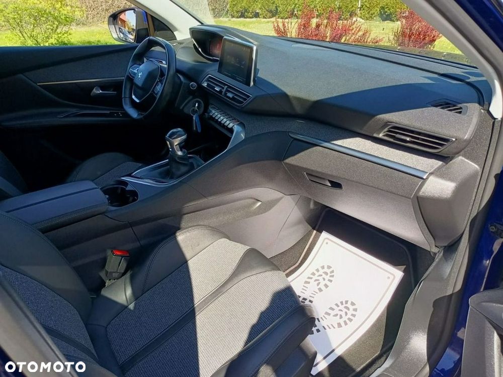 Peugeot 3008 1.2 PureTech Allure - 20