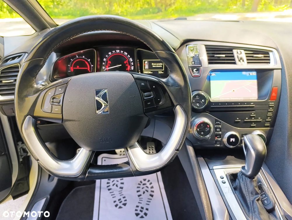 Citroën DS5 BlueHDi 180 SoChic - 10