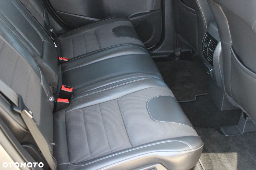 Ford Kuga 2.0 TDCi 4x4 Titanium - 23