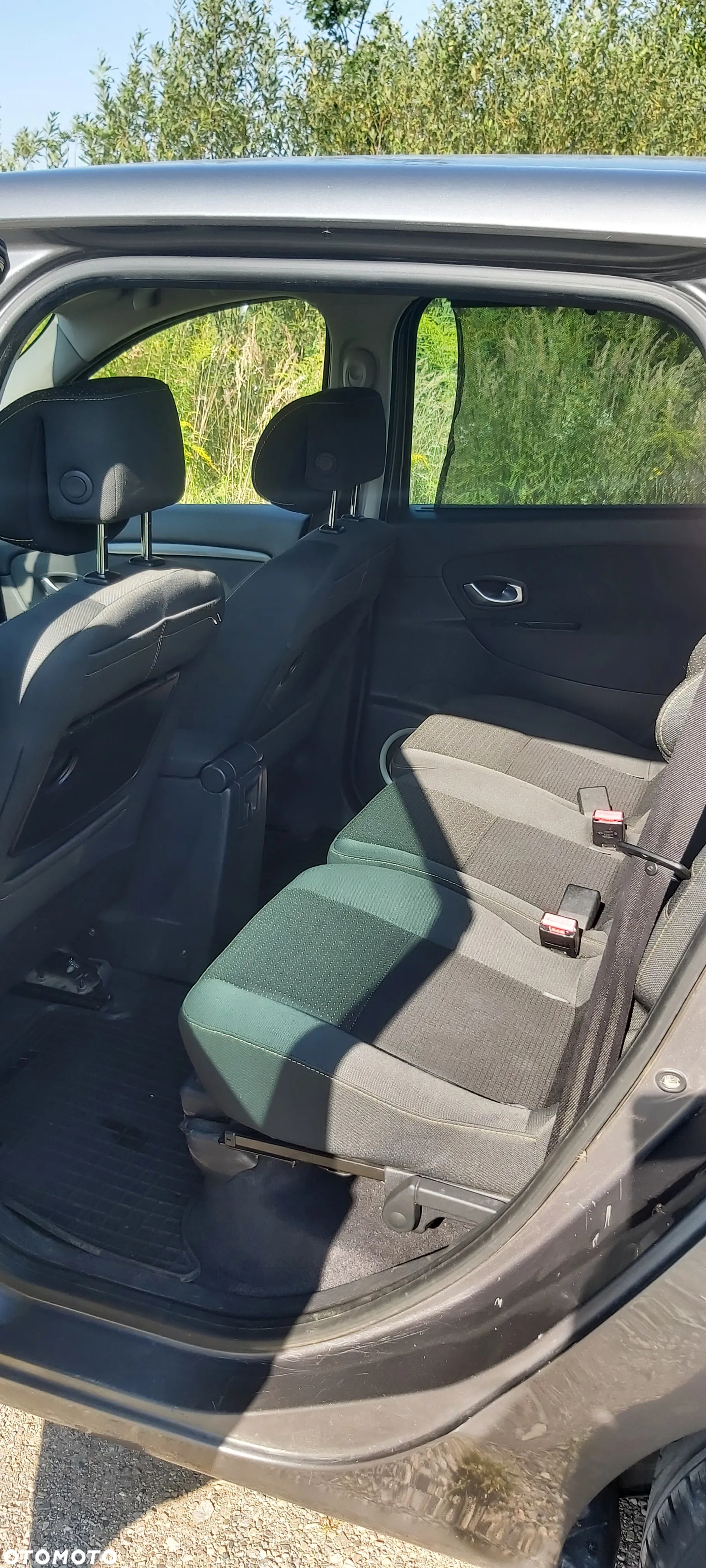 Renault Grand Scenic - 13