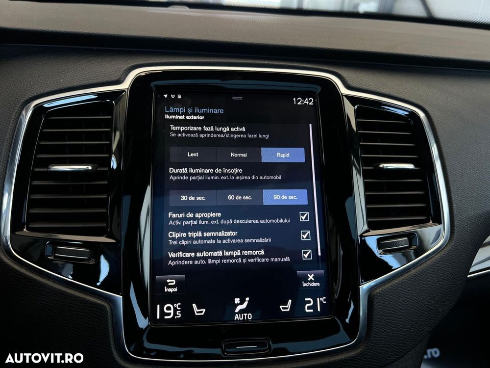 Volvo XC 90 - 30