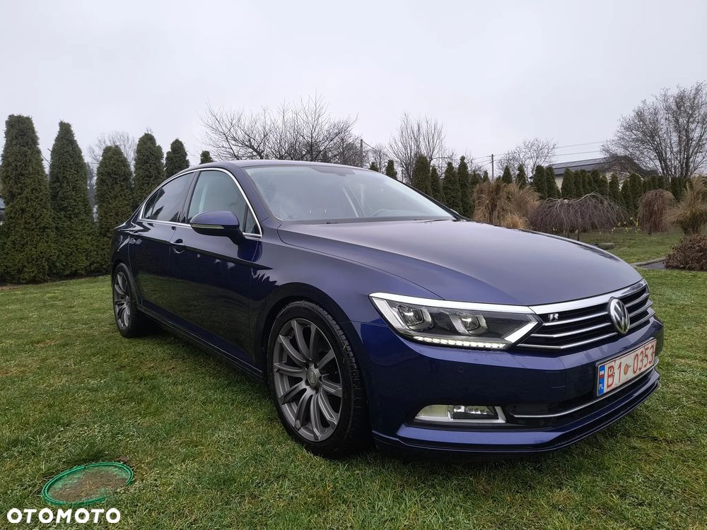 Volkswagen Passat - 4
