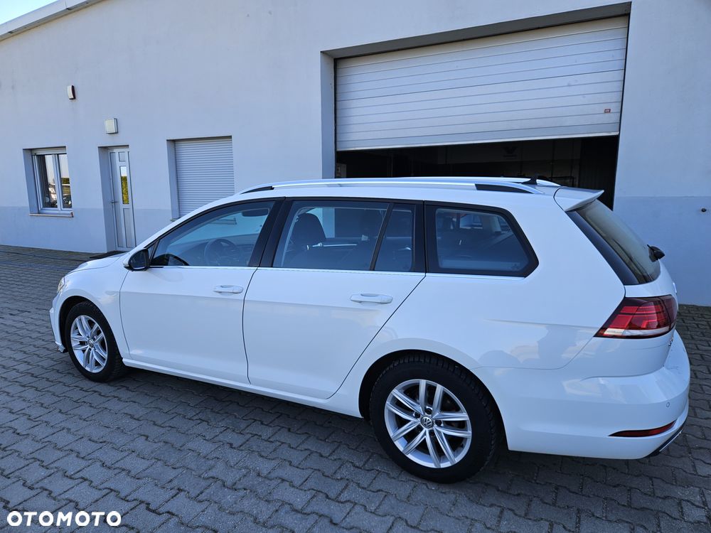 Volkswagen Golf Variant 2.0 TDI (BlueMotion Technology) Highline - 10