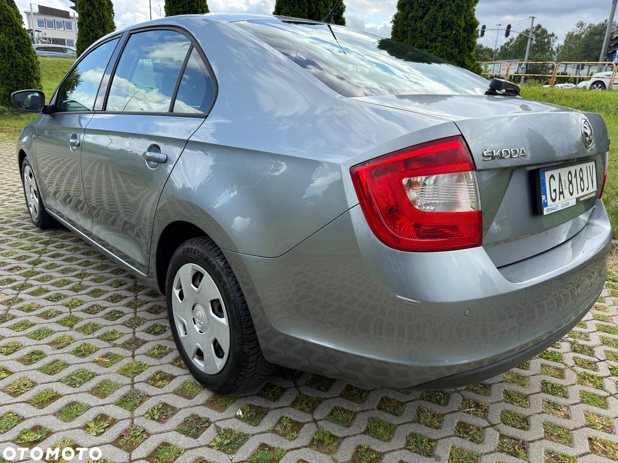 Skoda RAPID 1.2 TSI Active - 4