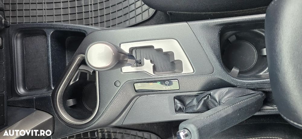 Toyota RAV4 2.5 4x2 Comfort - 28