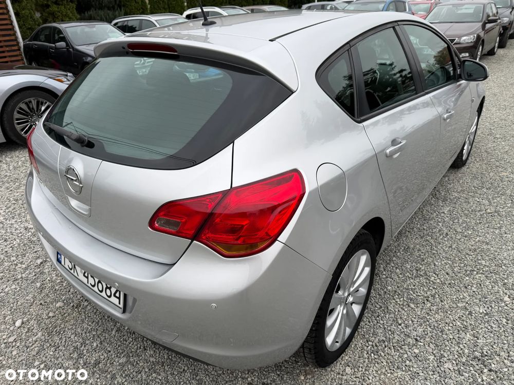 Opel Astra - 12
