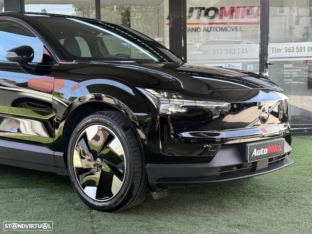 Volvo EX30 69 kWh Twin Motor Black Edition - 25