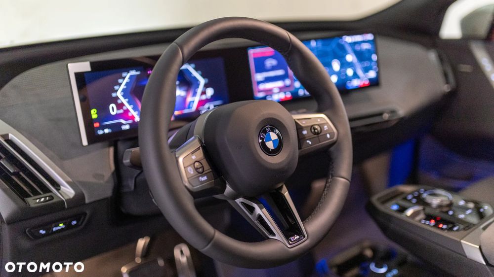 BMW iX xDrive45 100.6kWh - 25