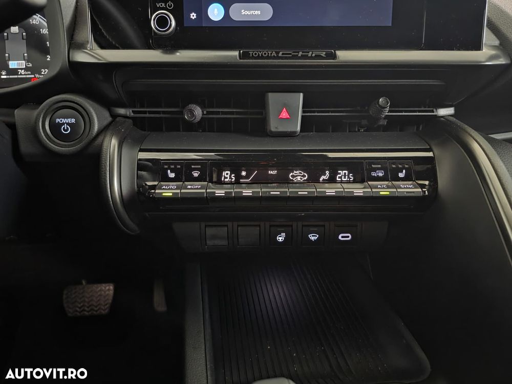 Toyota C-HR 1.8 HEV 140 CP 4x2 CVT Dynamic - 14