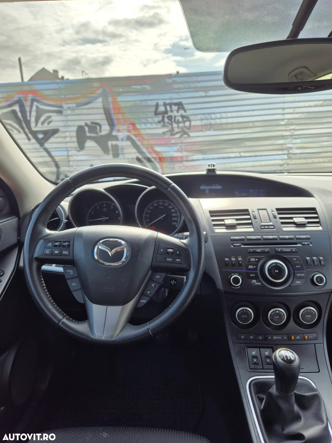 Mazda 3 - 6