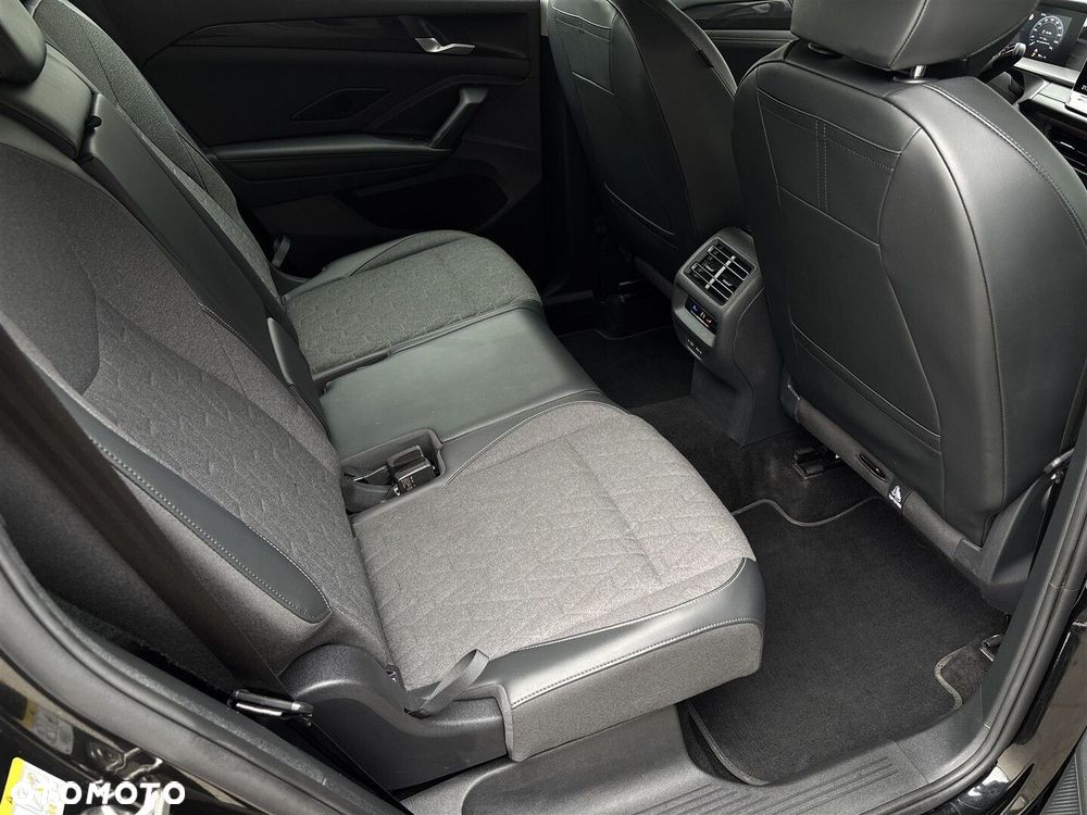 Volkswagen Tayron 1.5 eTSI mHEV Life DSG - 8