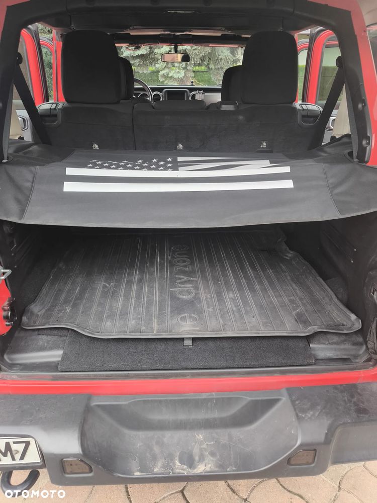 Jeep Wrangler - 6