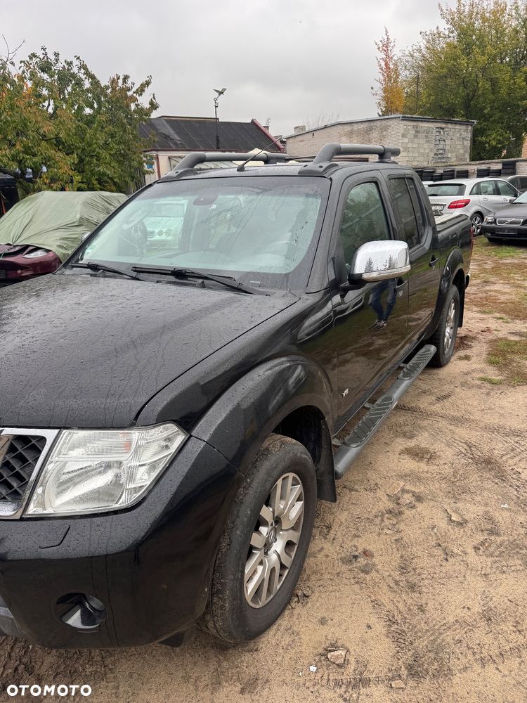 Nissan Navara 3.0 D V6 - 1