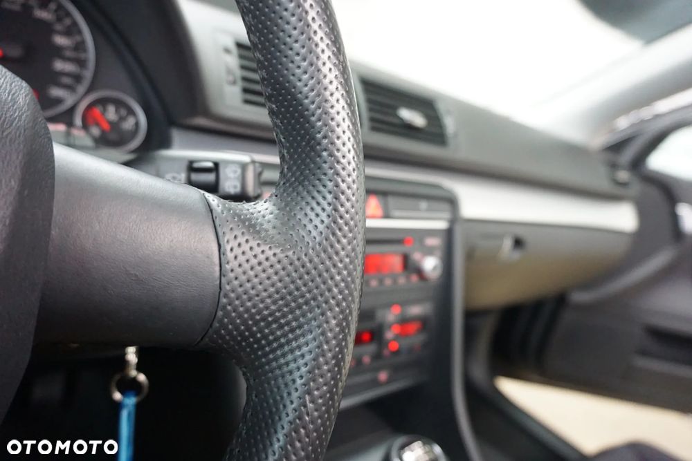 Audi A4 Avant 1.9 TDI - 25