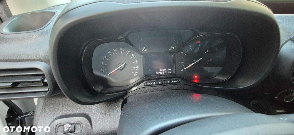 Toyota proace city - 22