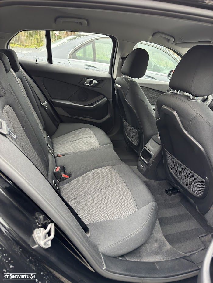 BMW 116 d Aut. Edition Metropolitan - 10