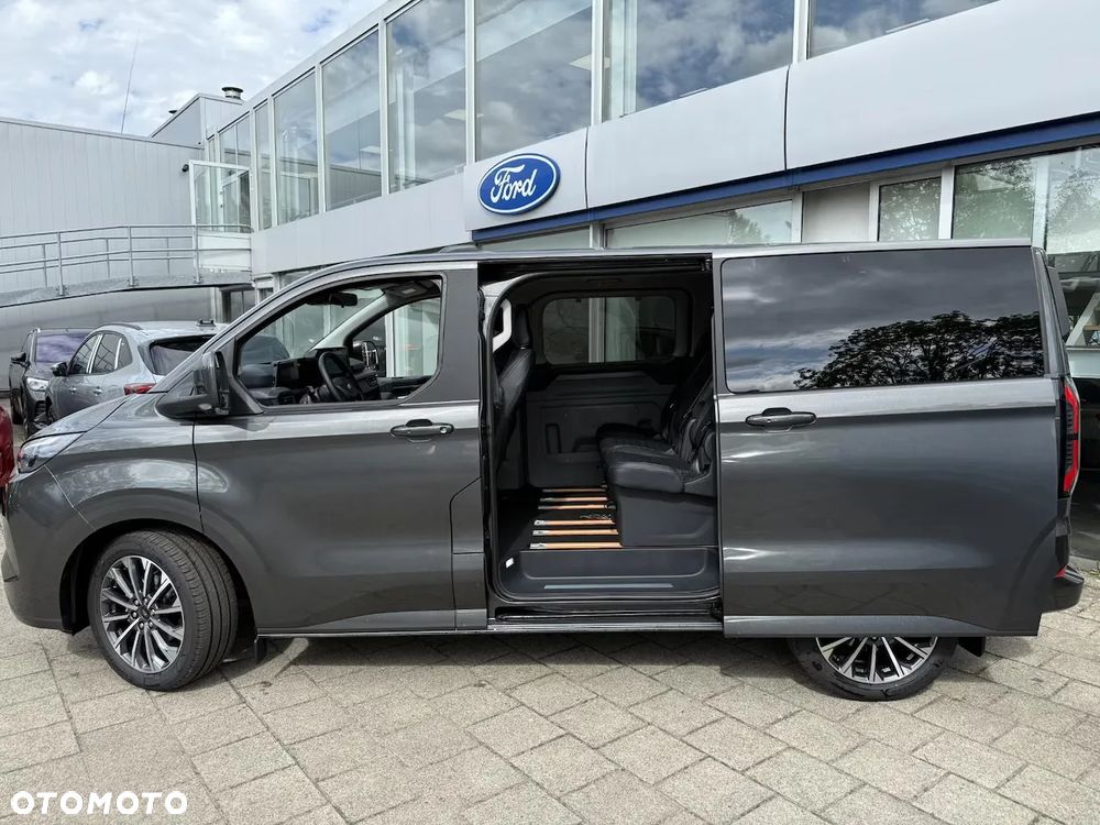 Ford Ford Tourneo Custom 2.0 170KM A8 AWD Titanium 320 L1 - 4