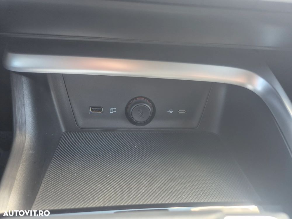 MG ZS HEV 1.5 GSI AT Exclusive - 29